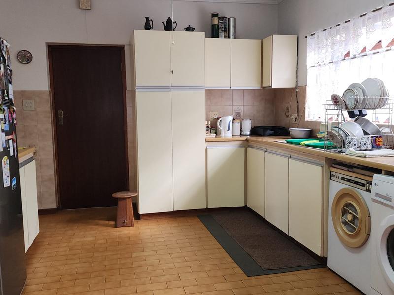 4 Bedroom Property for Sale in Gleemoor Western Cape